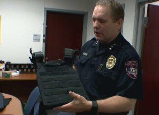 Austin Police Distributing 958 New Ballistic Vests to Officers on the Front Lines ballistic vests - plate carrier